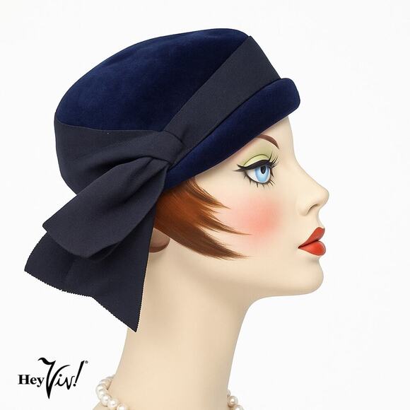 Vintage 1950s Navy Blue Felt Velour Hat w Wide Grosgrain Ribbon Bow - Hey Viv - Picture 2 of 8